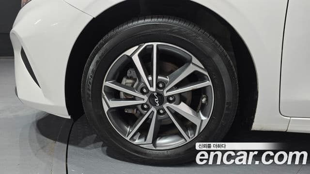 Kia The / новый New K3 2세대 Prestige, 2024 все фото