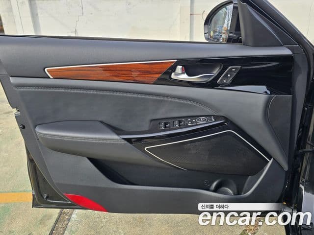 Kia All New K7 3.3 GDI Limited Edition, 2017 9