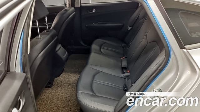 Kia K5 2세대 Prestige, 2017 8