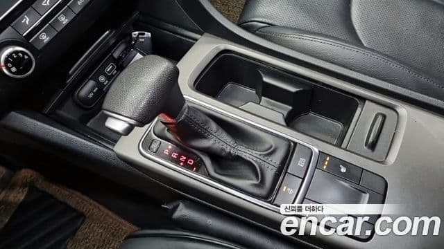 Kia K5 2세대 Prestige, 2017 12