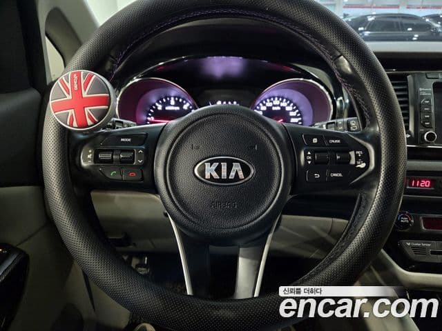 Kia All New Carnival President, 2017 13