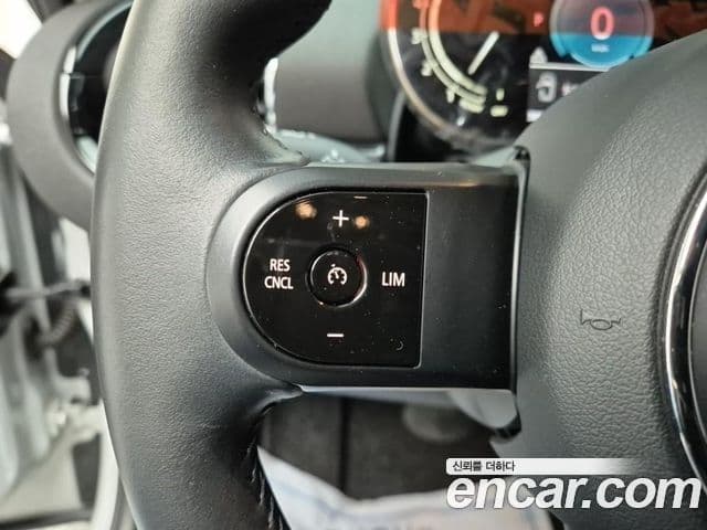 Mini Cooper 클럽맨 2세대, 2022 15