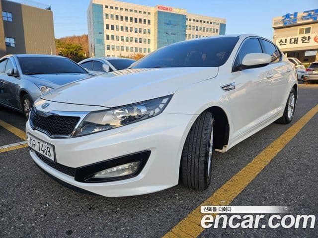 Kia K5 LPI Deluxe, 2012 1