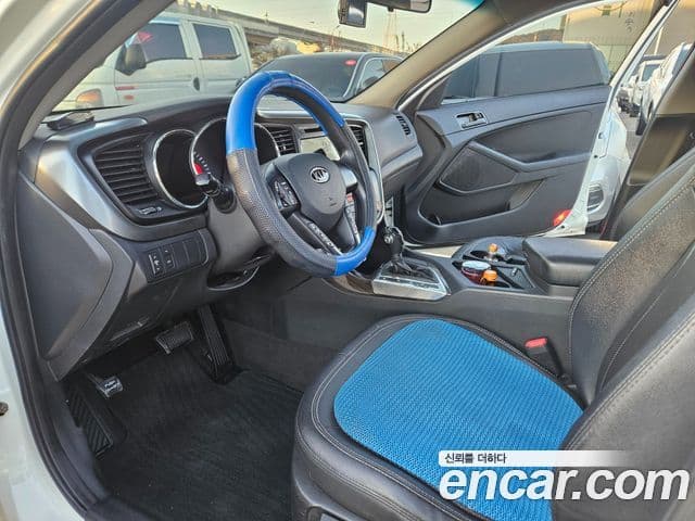 Kia K5 LPI Deluxe, 2012 6