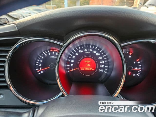 Kia K5 LPI Deluxe, 2012 13