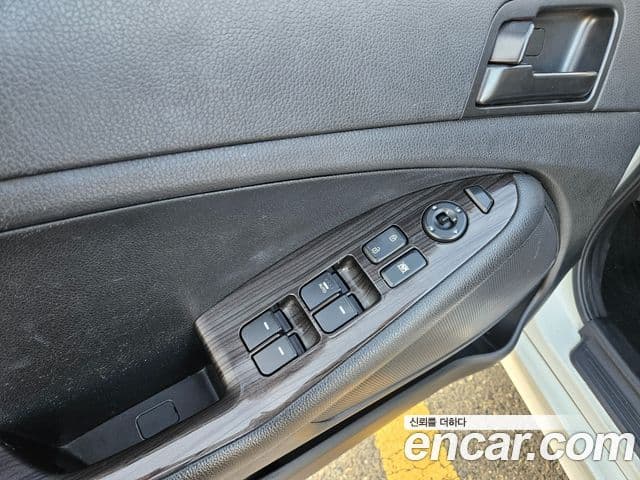 Kia K5 LPI Deluxe, 2012 14