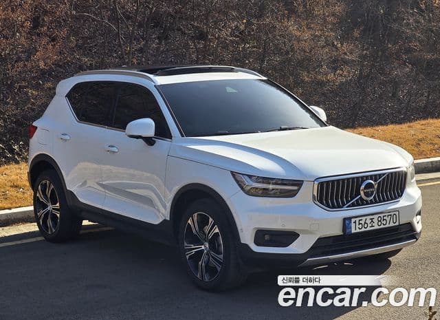 Volvo XC40 B4 Inscription, 2022 3