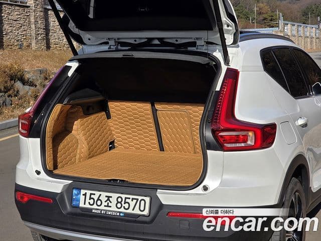 Volvo XC40 B4 Inscription, 2022 8