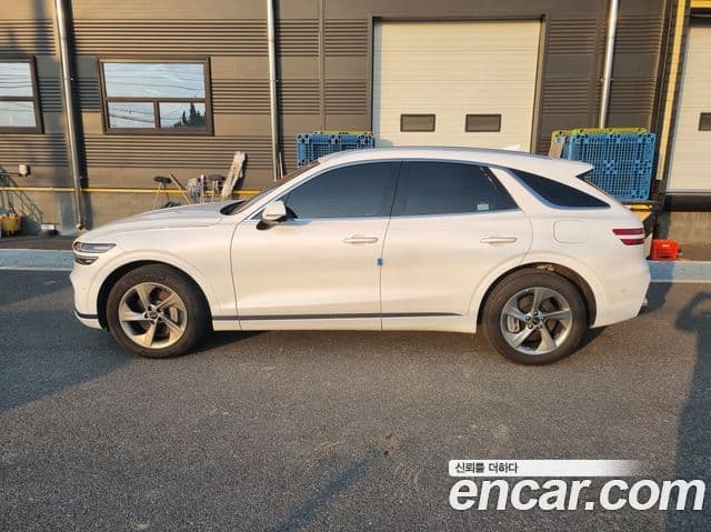 Genesis GV70, 2025 4