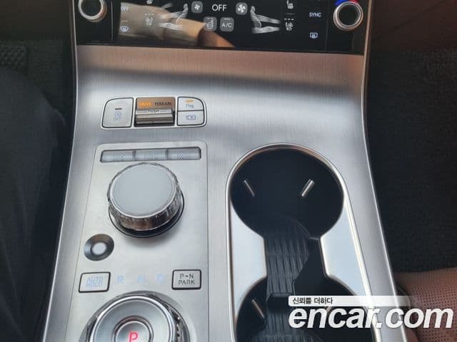 Genesis GV70, 2025 17