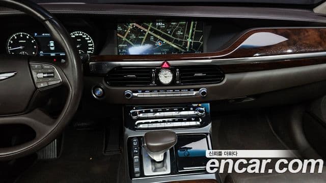 Genesis EQ900 Prestige, 2018 14