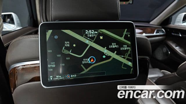 Genesis EQ900 Prestige, 2018 18