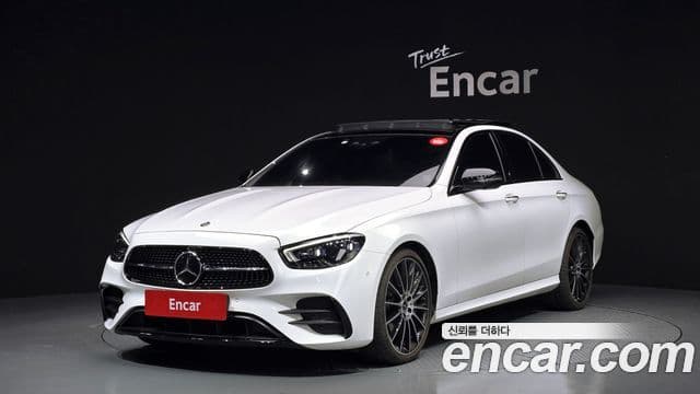 Mercedes-Benz E-класс W213 AMG Line, 2023 1