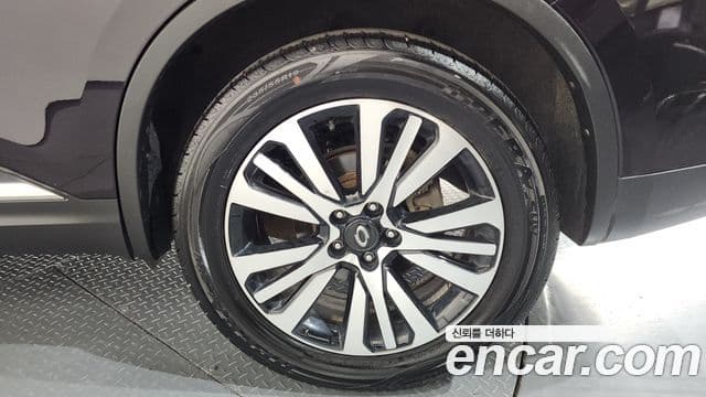 Renault Korea(Samsung) The / новый New QM6 2.0 GDe Premier 2WD, 2020 все фото