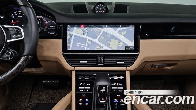 Porsche Cayenne (PO536), 2019 14