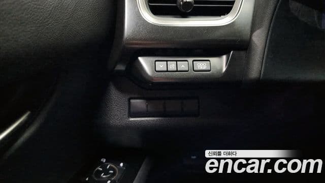 Lexus UX250h, 2021 18