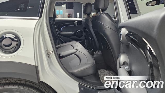 Mini Cooper S 3세대, 2022 12