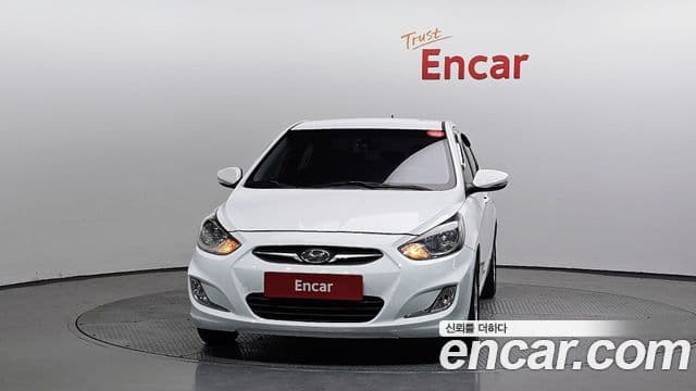 Hyundai Accent(новый кузов / новое поколение) Premier, 2012 3