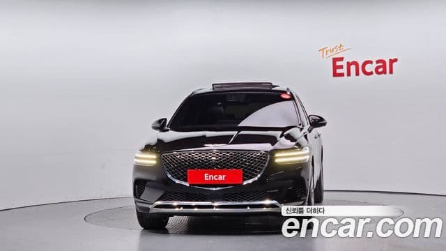 Genesis GV70, 2021 3