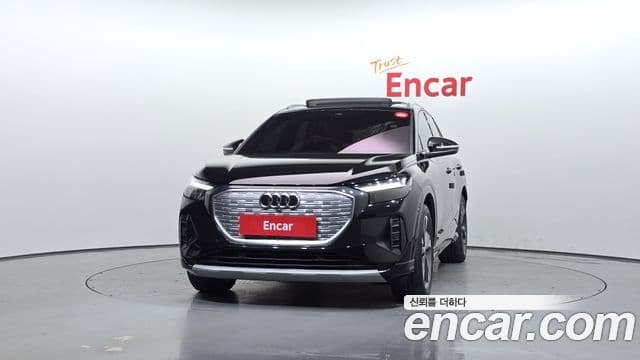 Audi Q4 e-Tron (F4), 2022 3