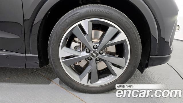 Audi Q4 e-Tron (F4), 2022 все фото