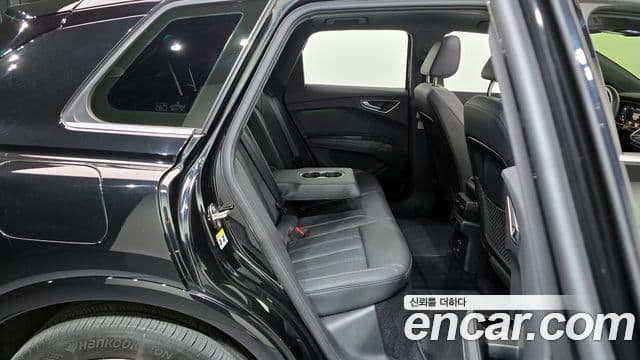 Audi Q4 e-Tron (F4), 2022 12