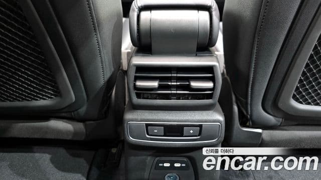 Audi Q4 e-Tron (F4), 2022 19