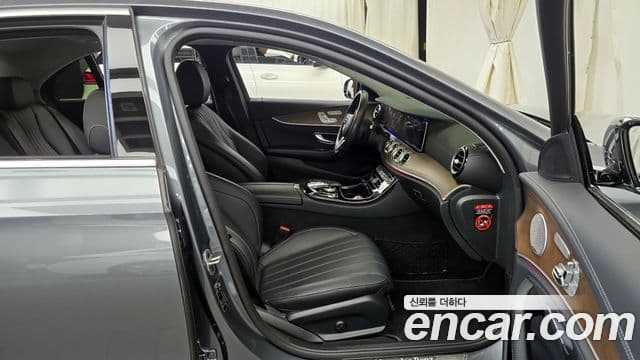 Mercedes-Benz E-класс W213 Exclusive, 2019 11