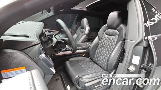Audi Q8 (4M) Premium, 2021 10