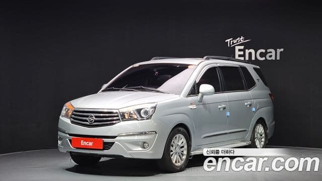 KG모빌리티(SsangYong) Korando 투리스모 4WD RT 11인승, 2014 1