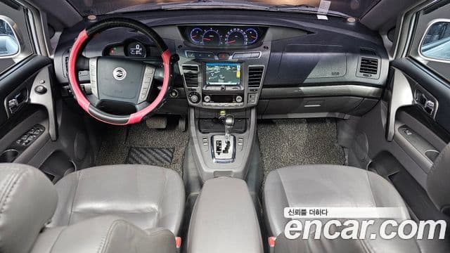 KG모빌리티(SsangYong) Korando 투리스모 4WD RT 11인승, 2014 7