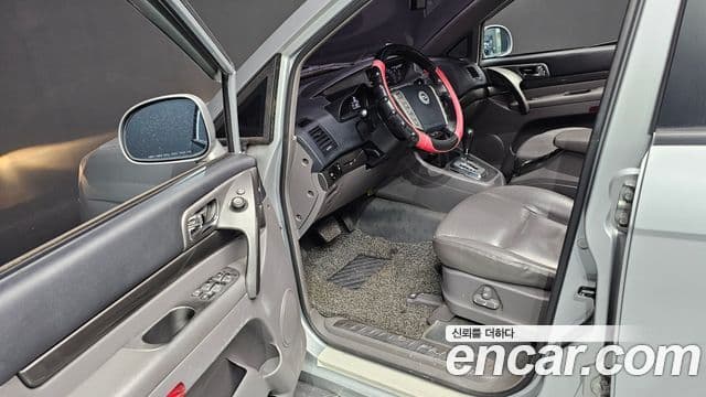 KG모빌리티(SsangYong) Korando 투리스모 4WD RT 11인승, 2014 10