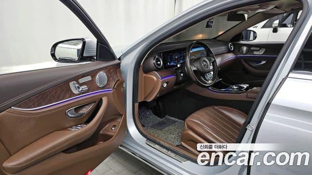 Mercedes-Benz E-класс W213 Exclusive, 2017 10