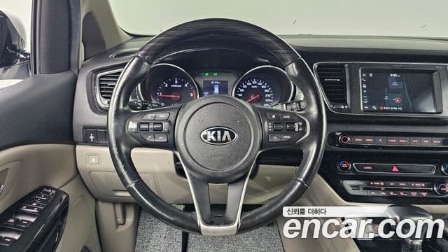 Kia The / новый New Carnival Noblesse, 2019 14