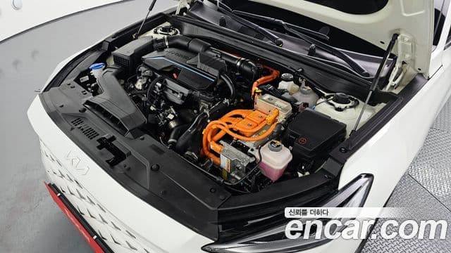 Kia K8 гибрид Signature, 2023 6