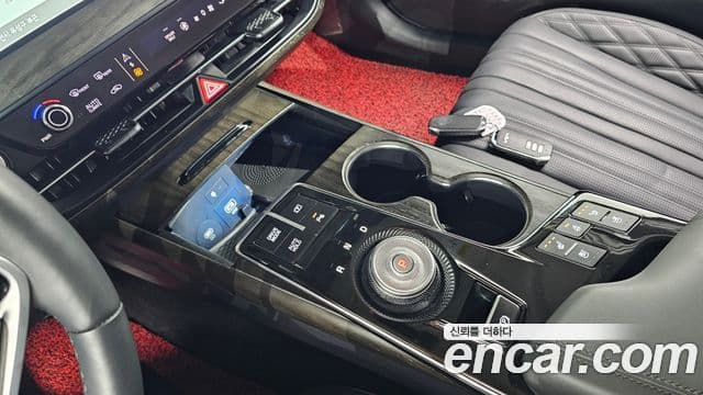 Kia K8 гибрид Signature, 2023 9