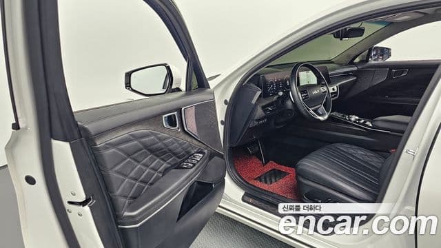 Kia K8 гибрид Signature, 2023 10