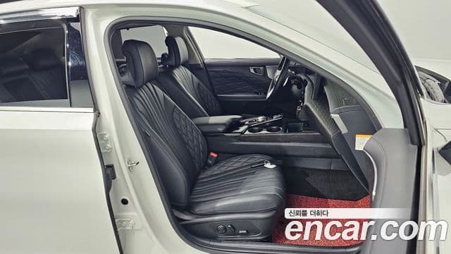 Kia K8 гибрид Signature, 2023 12