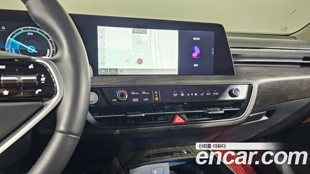 Kia K8 гибрид Signature, 2023 16