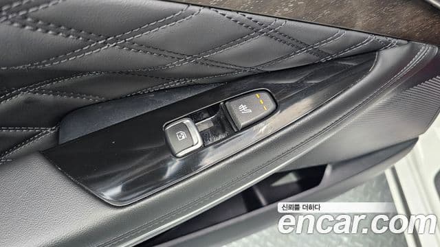 Kia K8 гибрид Signature, 2023 18