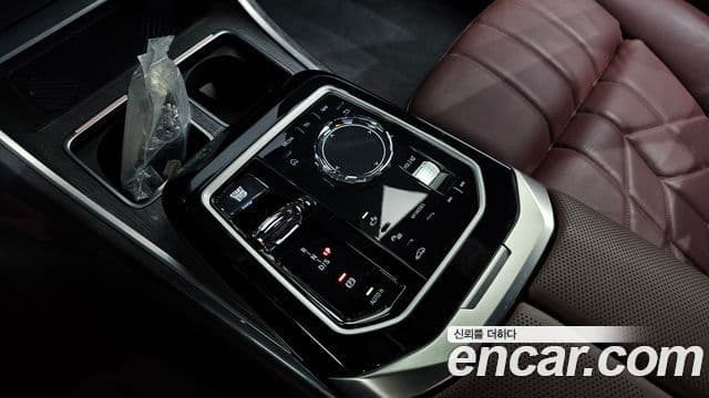 BMW 7시리즈 (G70) 740d xDrive M Sport, 2024 9