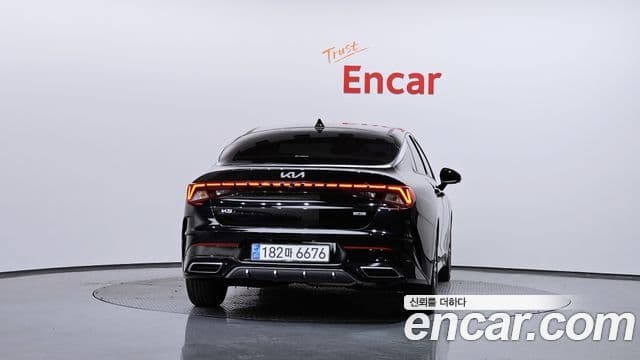 Kia K5 гибрид 3세대 Signature, 2023 4