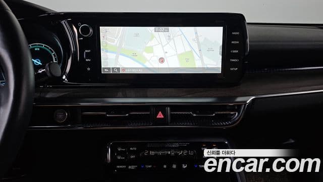 Kia K5 гибрид 3세대 Signature, 2023 14