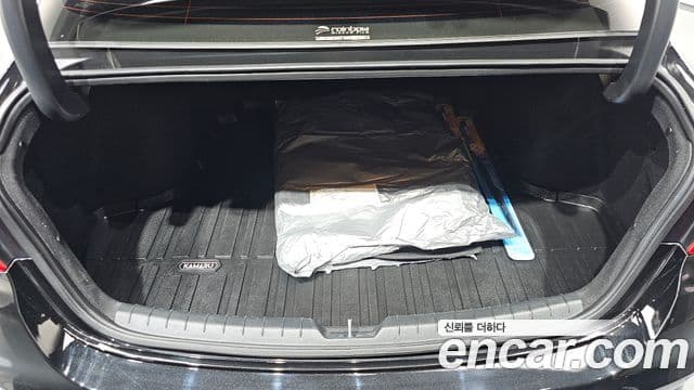 Kia K5 гибрид 3세대 Signature, 2023 20