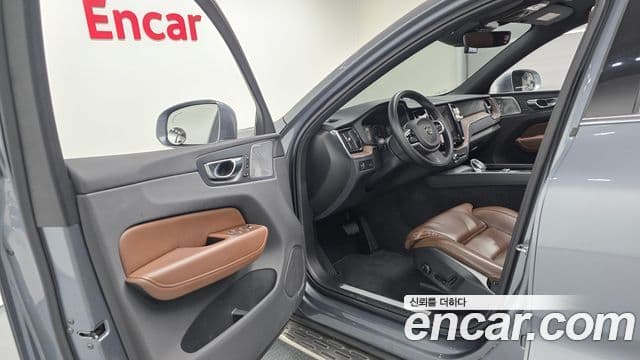 Volvo XC60 2세대 B5 Inscription, 2021 10