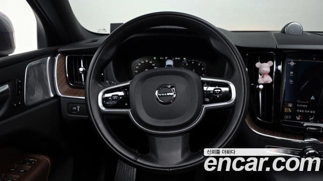 Volvo XC60 2세대 B5 Inscription, 2021 13