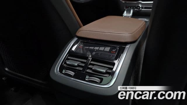 Volvo XC60 2세대 B5 Inscription, 2021 19