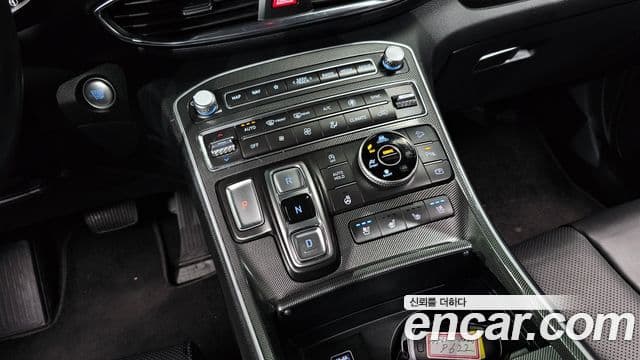 Hyundai The / новый New Santa Fe Exclusive, 2023 9