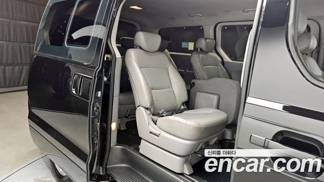 Hyundai Grand Starex CVX Premium, 2012 12