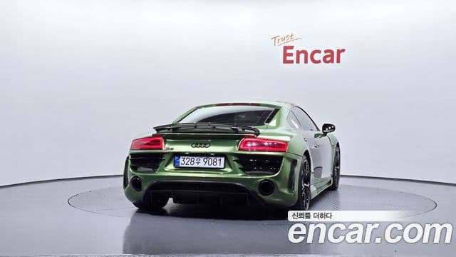 Audi R8 5.2 V10 купе, 2015 4